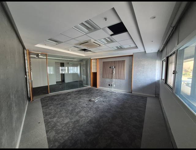 801M² OFFICE TO LET IN SANDTON CENTRAL